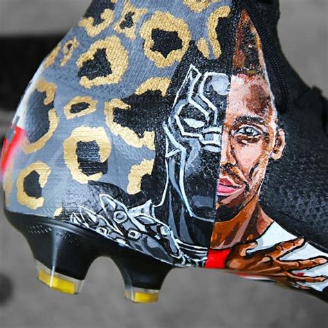 nike hypervenom schwarz aubameyang|Aubameyang Wears Custom Nike Hypervenom Design.